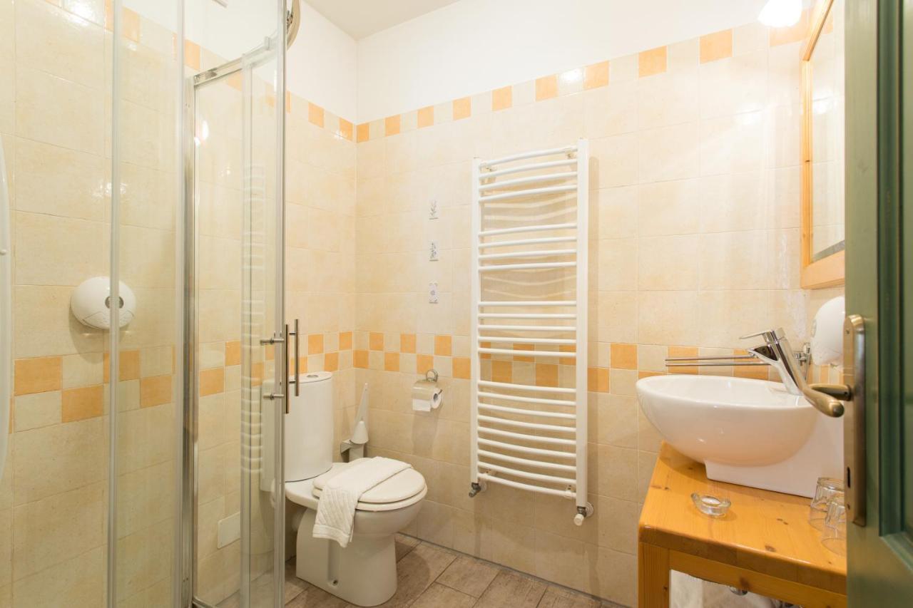 Spacapanova Hisa Komen Extérieur photo